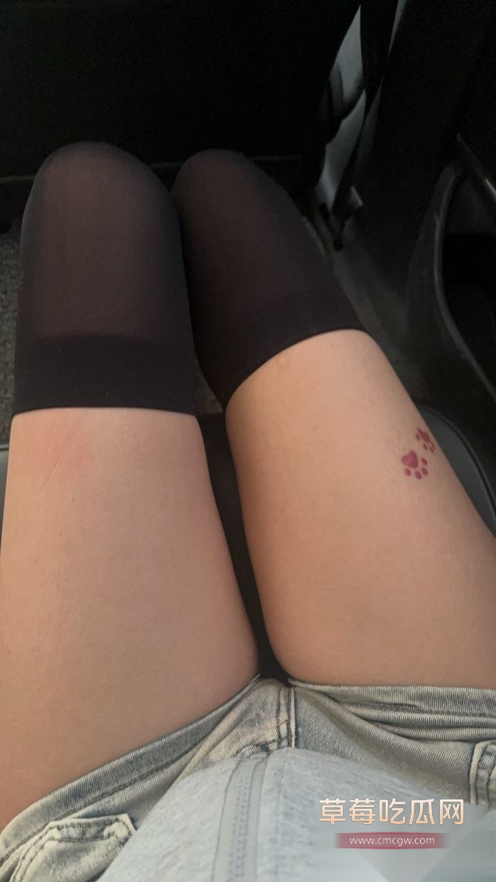 全网首发推特福利姬少主饱饱 10