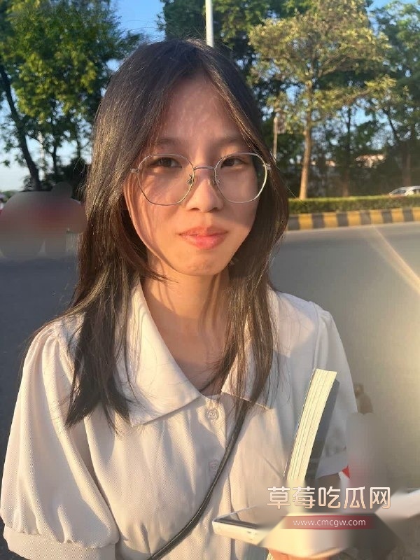 采花原创调教大学生 6