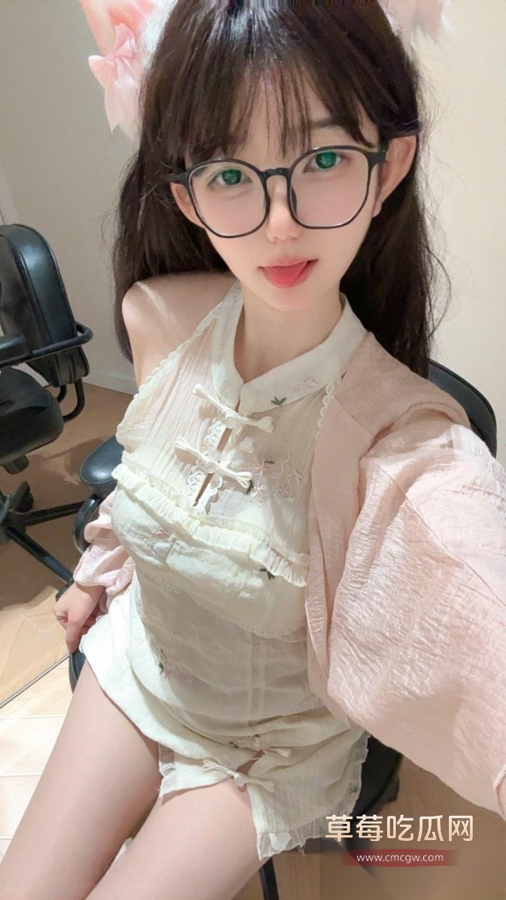 抖音50W粉丝不想早起 美羊羊桑 1