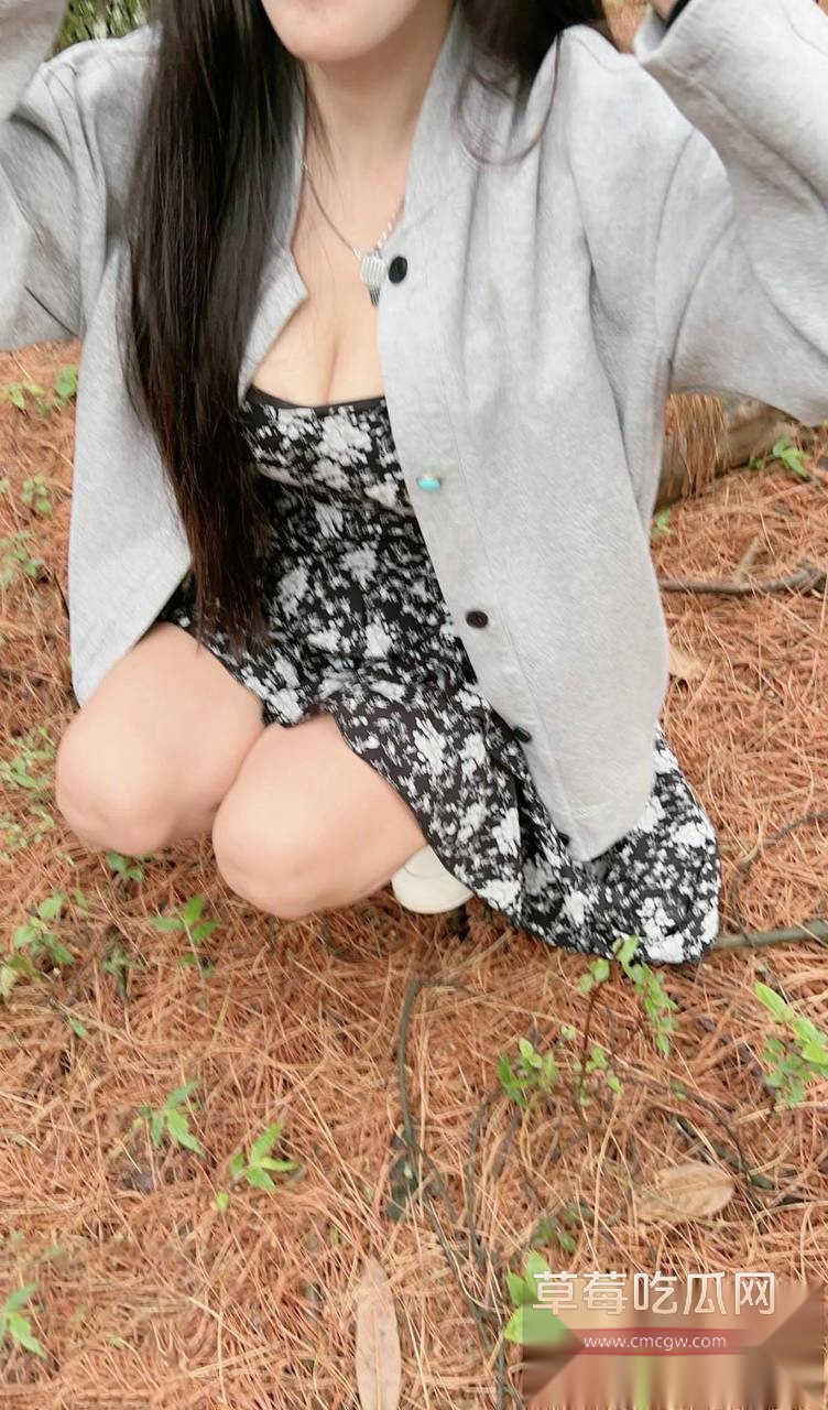 带着巨乳嫂子户外车震露出 2