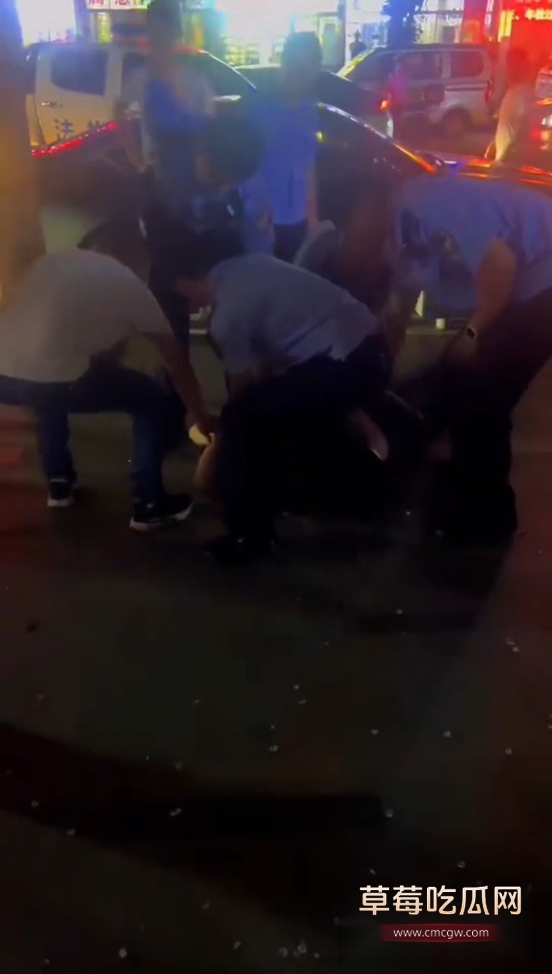 大佬黄志尊醉驾撞人袭警 2