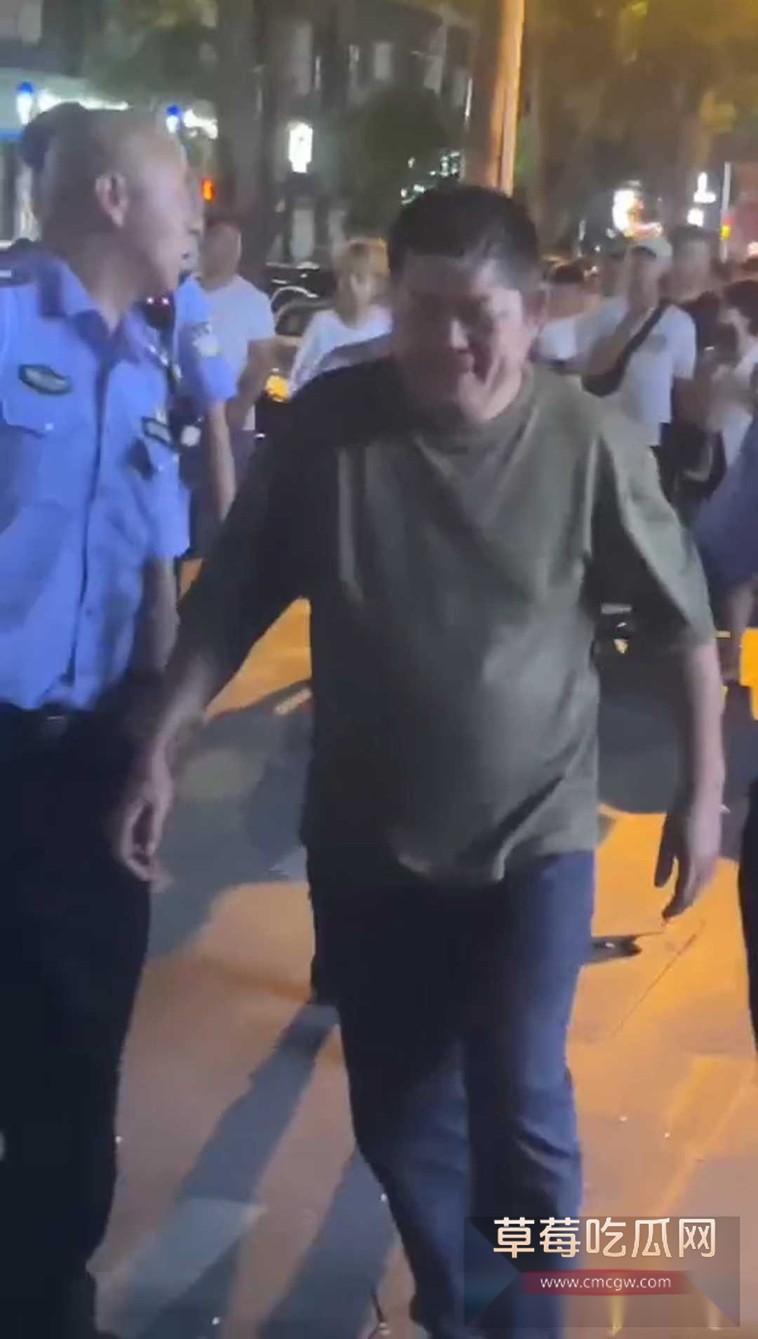 大佬黄志尊醉驾撞人袭警 4