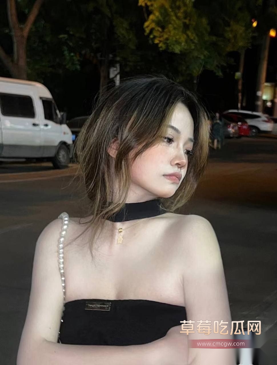 极品身材女大 表面良家私下放荡 2 极品身材女大 表面良家私下放荡 2