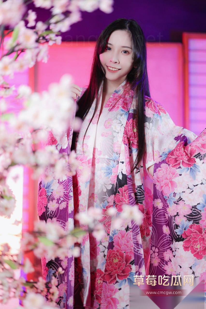 強制高潮N次  玩具四点抽插翻白眼 5