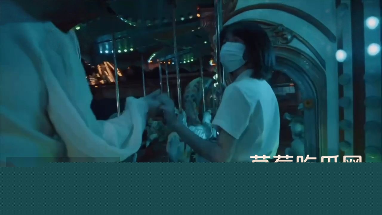 学生妹被三名壮汉强行带到沙滩上发生关系1 学生妹被三名壮汉强行带到沙滩上发生关系1