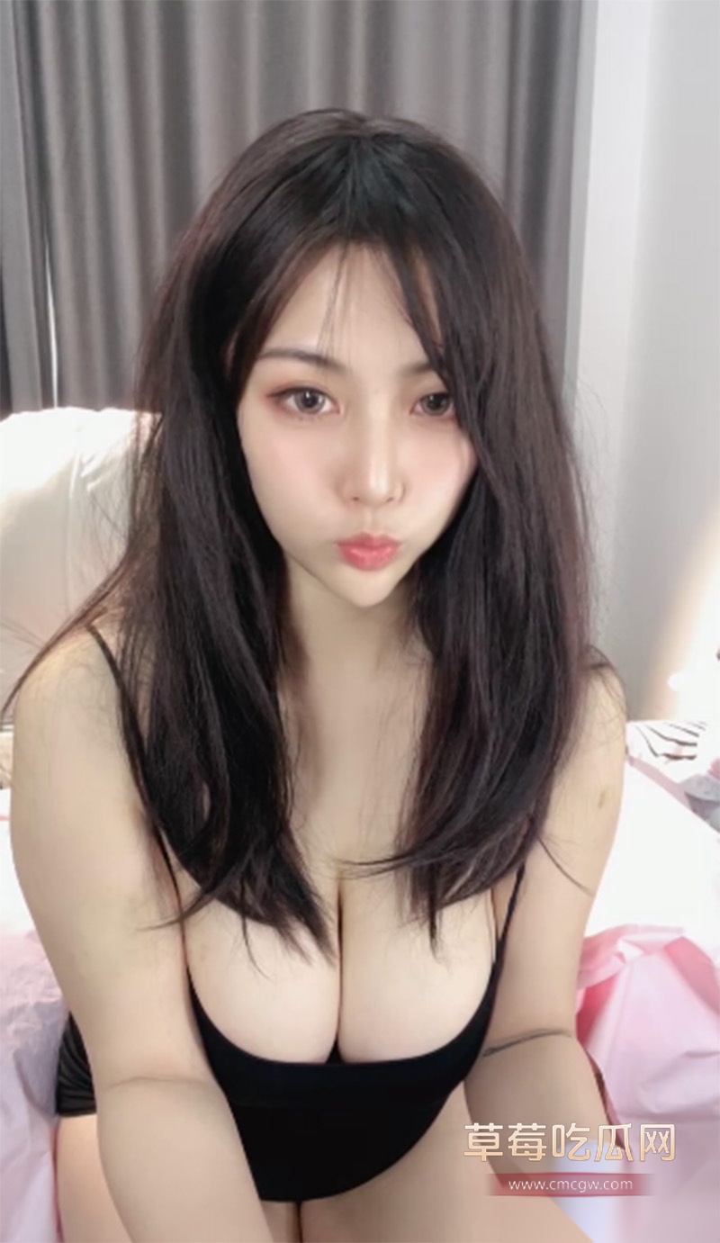 Fansly极品网红kikiryang 1