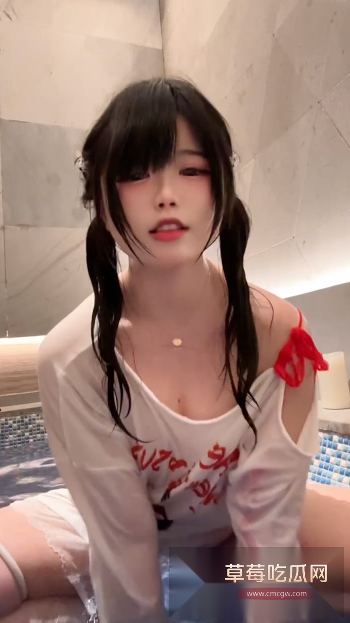 头条竖.00012503.Still018