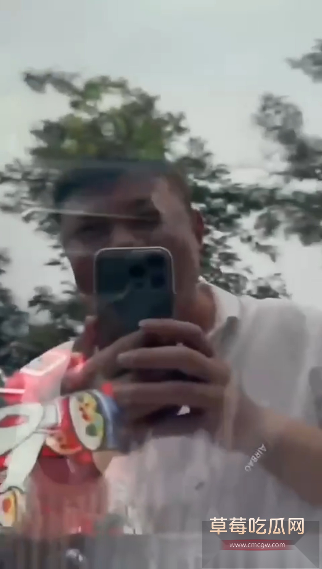 停车做爱车震 3