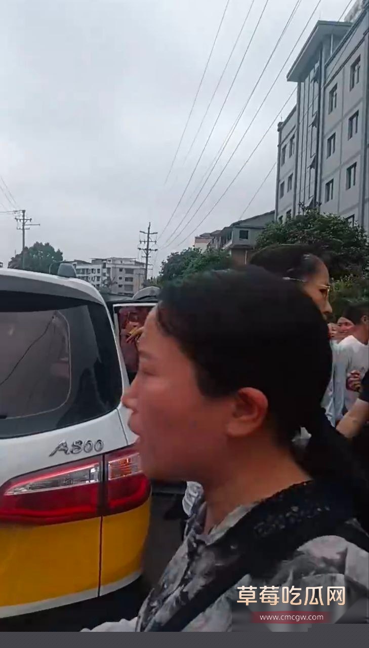 家长举报自贡富顺一小学食堂吃的是劣质肉 6 家长举报自贡富顺一小学食堂吃的是劣质肉 6