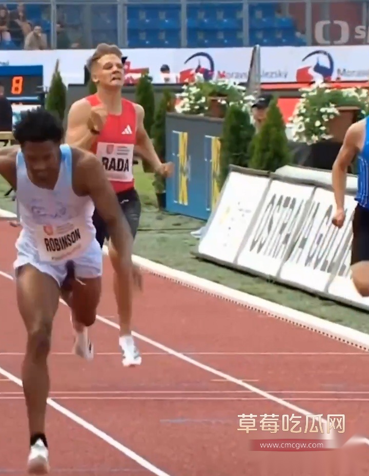 头条竖.00001311.Still042