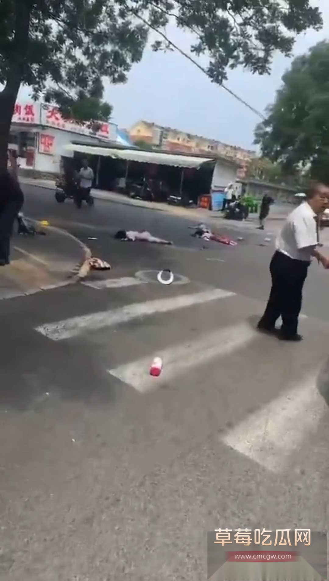 北京密云育才路与东门大街交叉口附近发生一起交通事故 2 北京密云育才路与东门大街交叉口附近发生一起交通事故 2