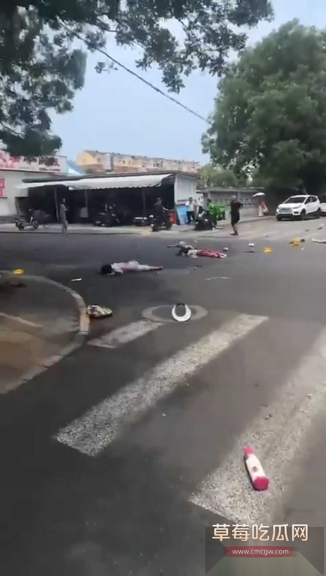 北京密云育才路与东门大街交叉口附近发生一起交通事故 3 北京密云育才路与东门大街交叉口附近发生一起交通事故 3