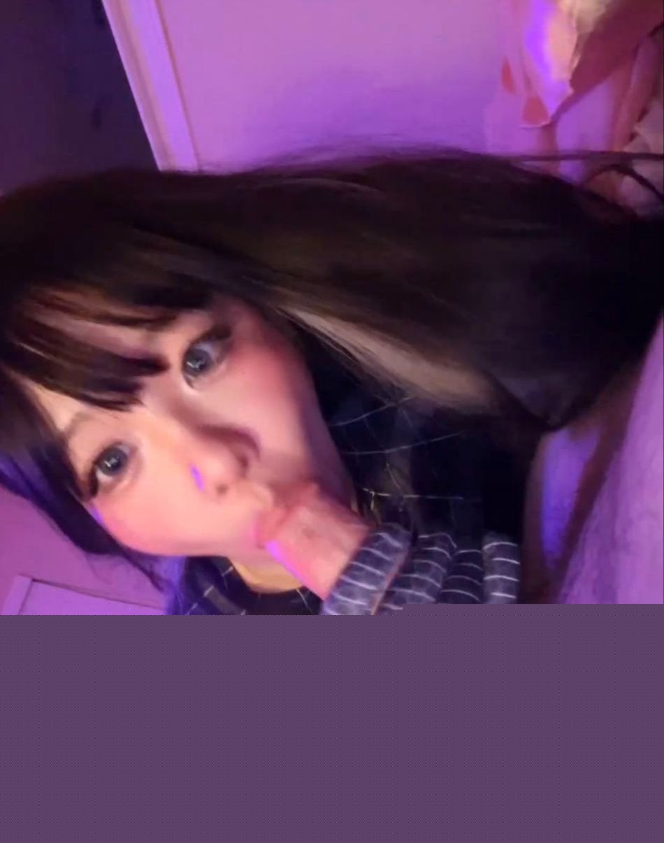 清纯少女cos成黑蜘蛛女展示口技4 清纯少女cos成黑蜘蛛女展示口技4