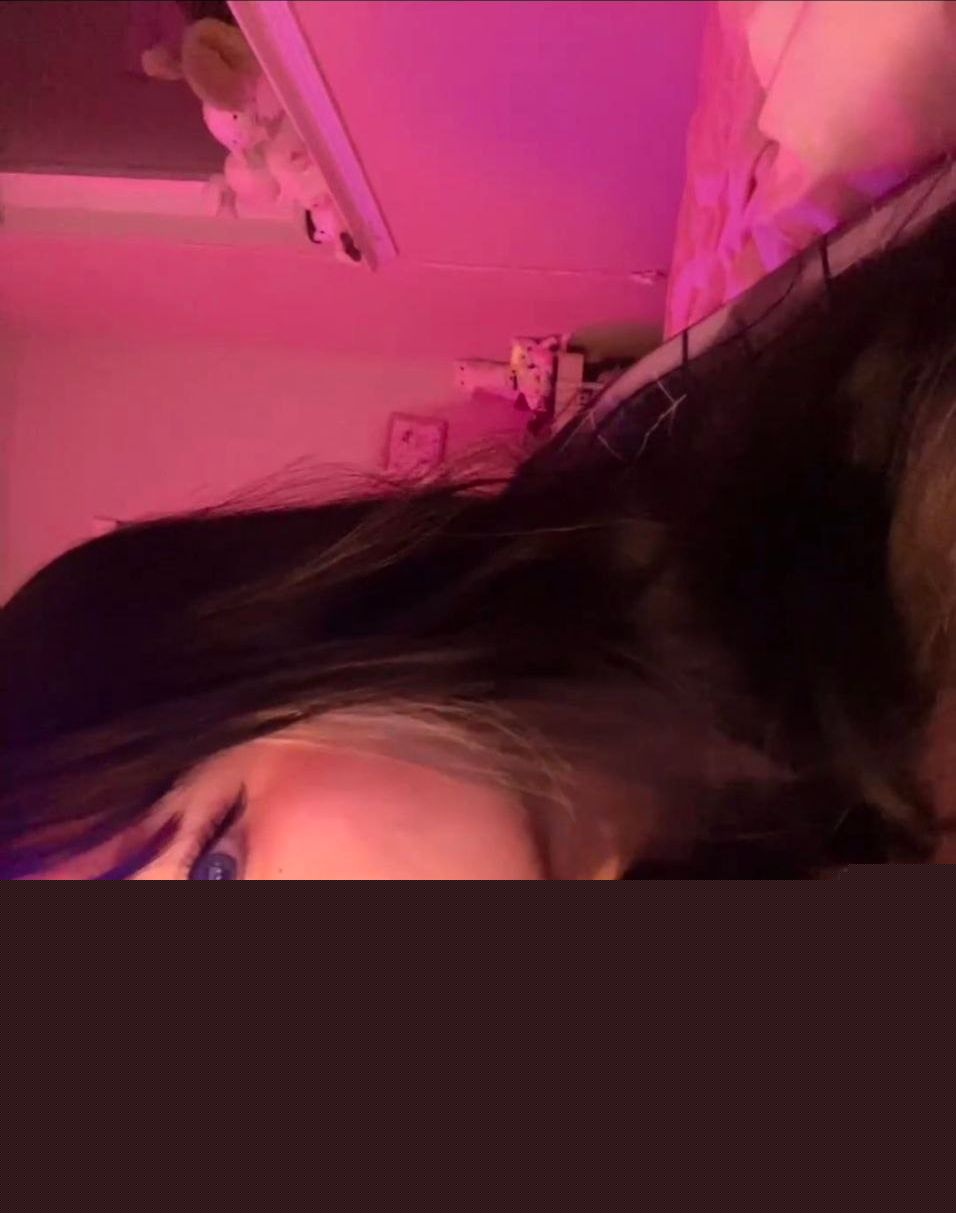 清纯少女cos成黑蜘蛛女展示口技6 清纯少女cos成黑蜘蛛女展示口技6