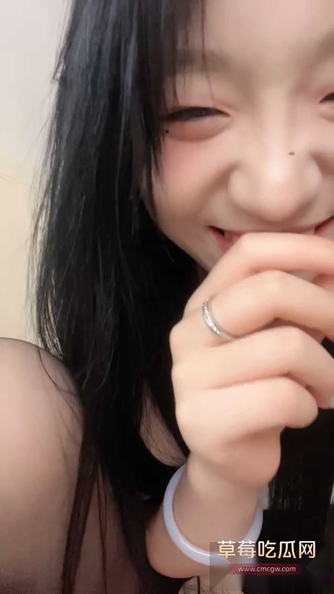 主播清纯女不高新人下海羞涩自慰 4 主播清纯女不高新人下海羞涩自慰 4