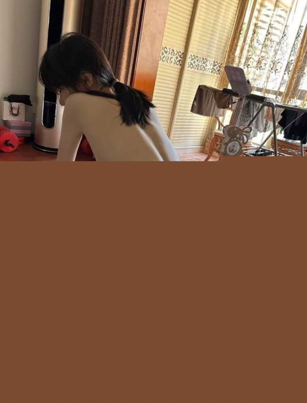 兔瑶叽私密照曝光1.jpg 兔瑶叽私密照曝光1.jpg