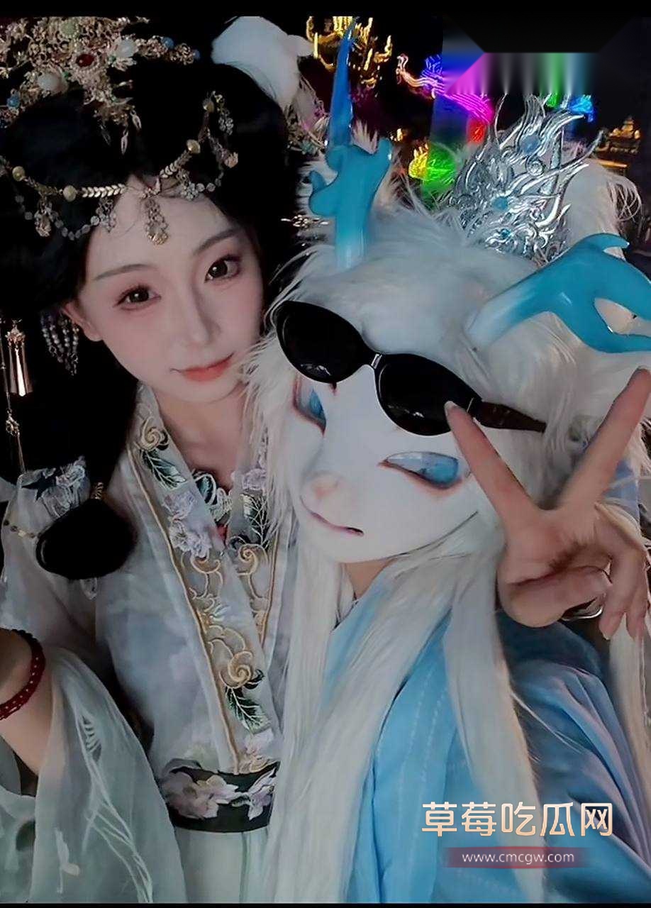 万岁山网红蓝狐狸13.jpg 万岁山网红蓝狐狸13.jpg