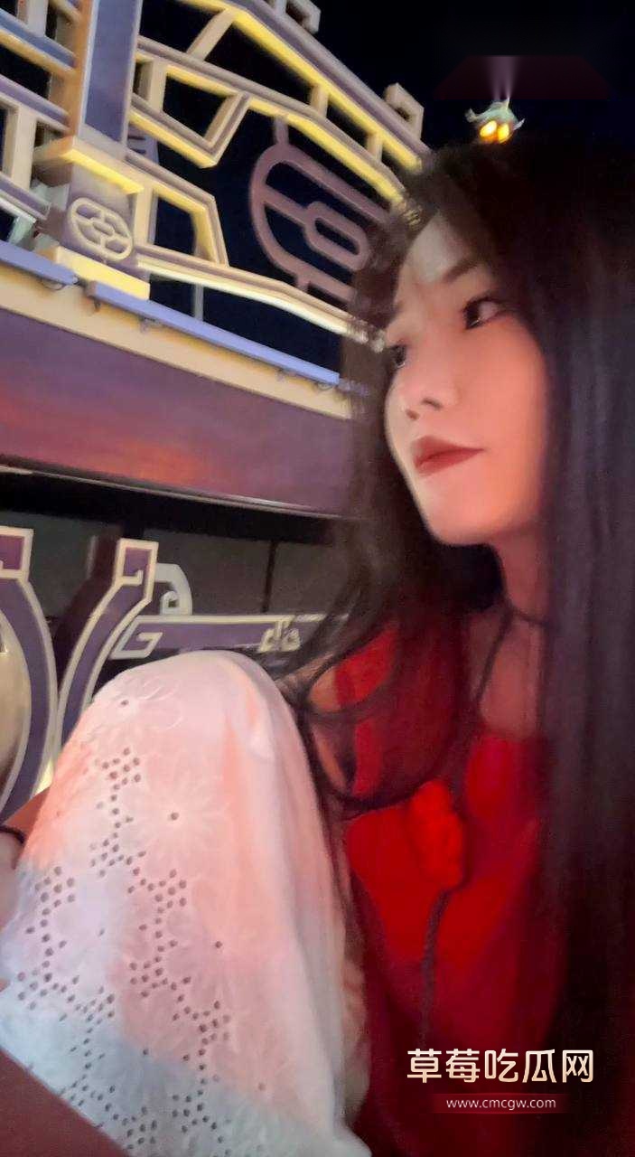 万岁山网红蓝狐狸38.jpg 万岁山网红蓝狐狸38.jpg