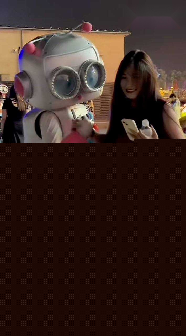 万岁山网红蓝狐狸39.jpg 万岁山网红蓝狐狸39.jpg