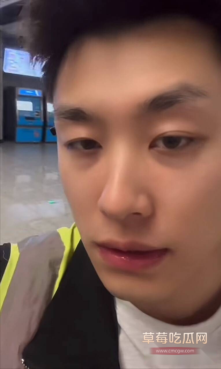 南京阿红事件早睡哥1.jpg 南京阿红事件早睡哥1.jpg