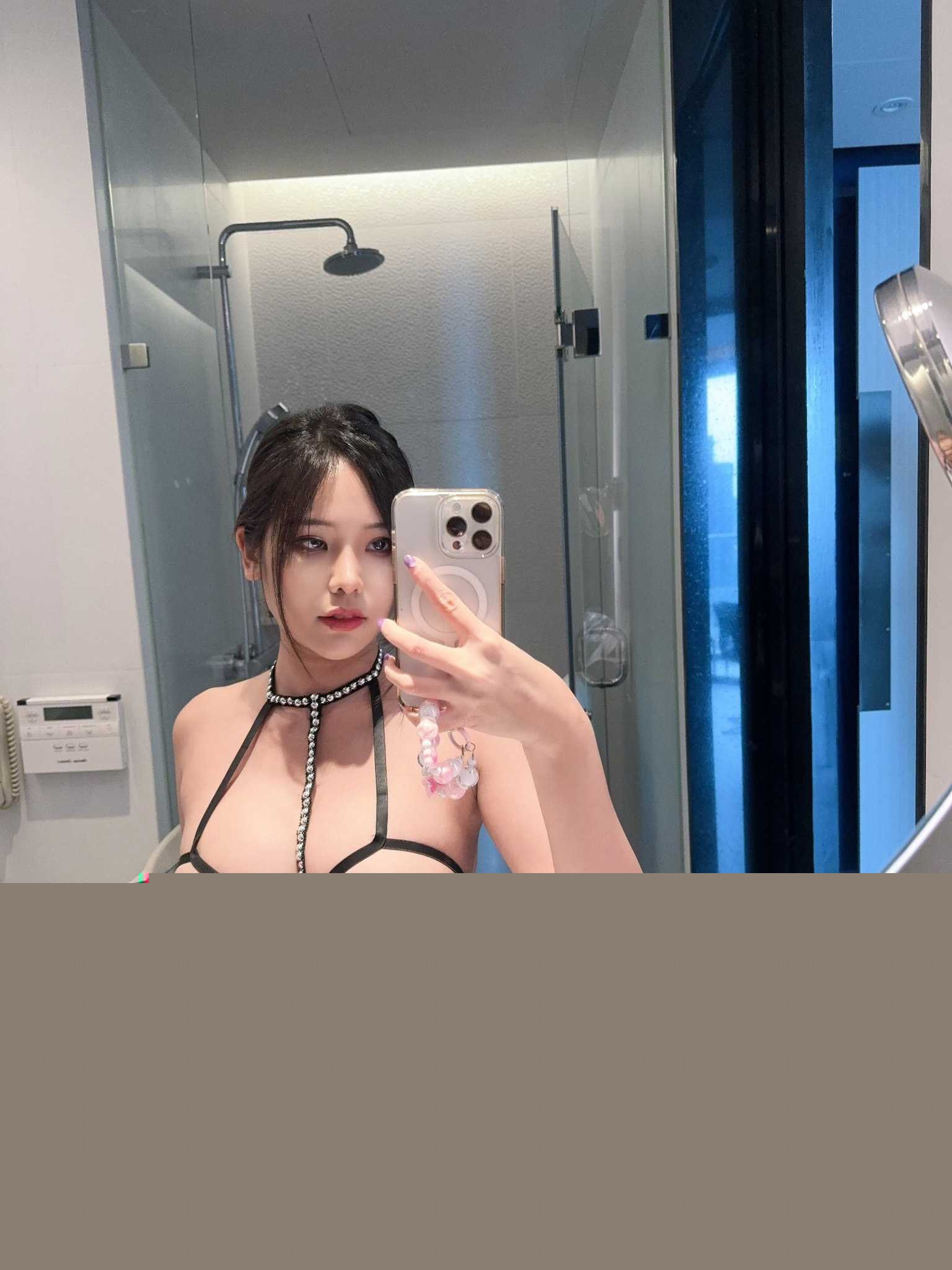 嫩妹minichu百变女神 4