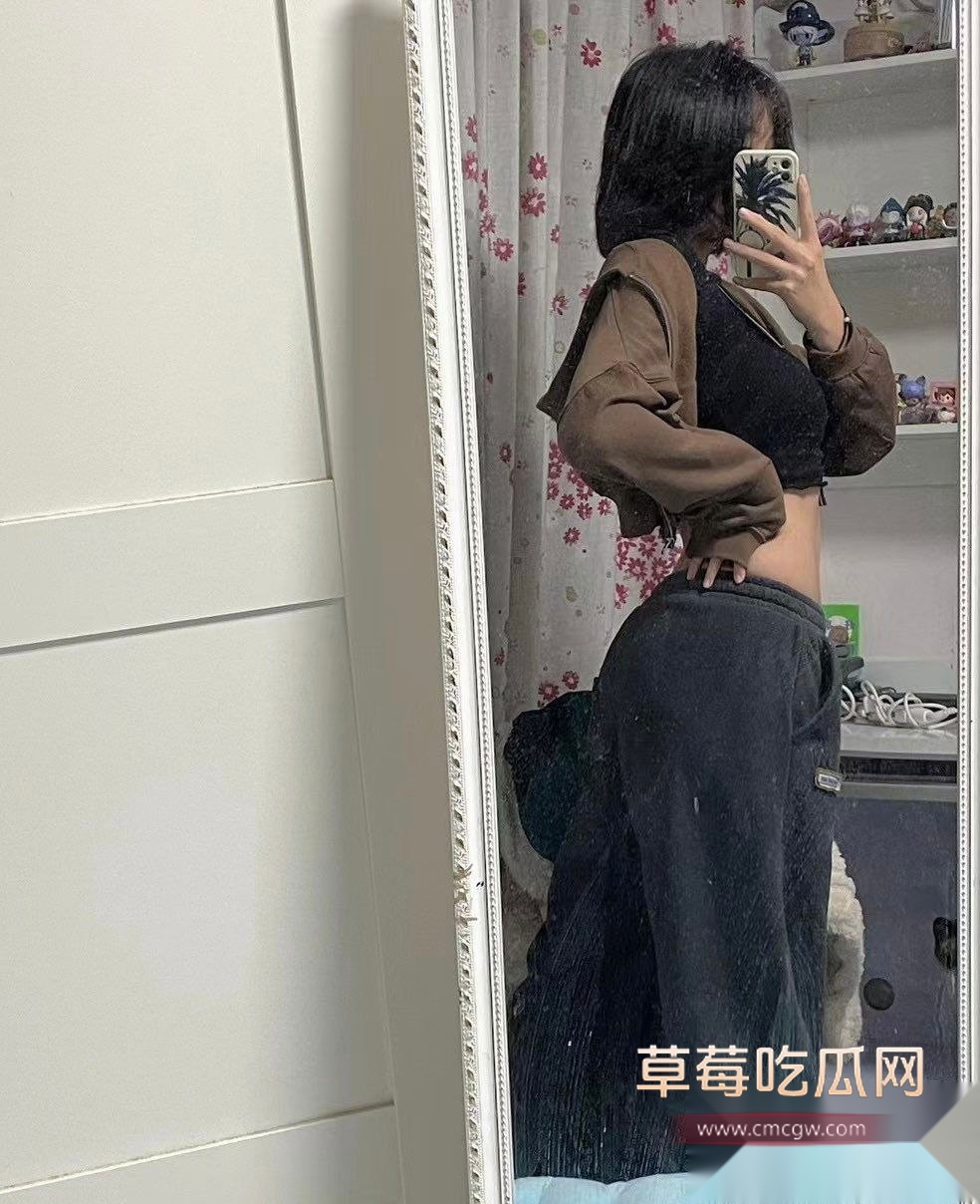 山西运城反差学生妹陈茹茹 12 山西运城反差学生妹陈茹茹 12