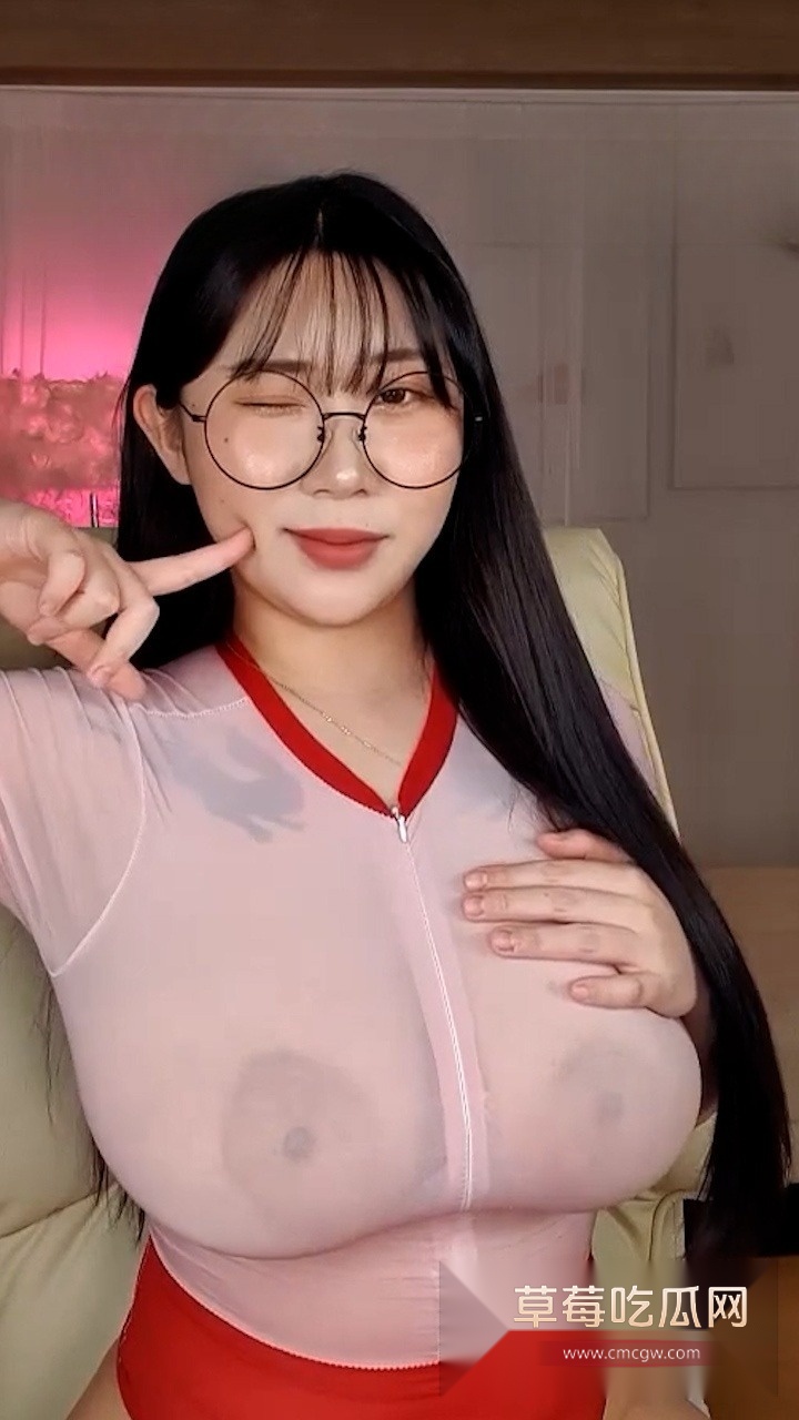 头条竖.00105428.Still046