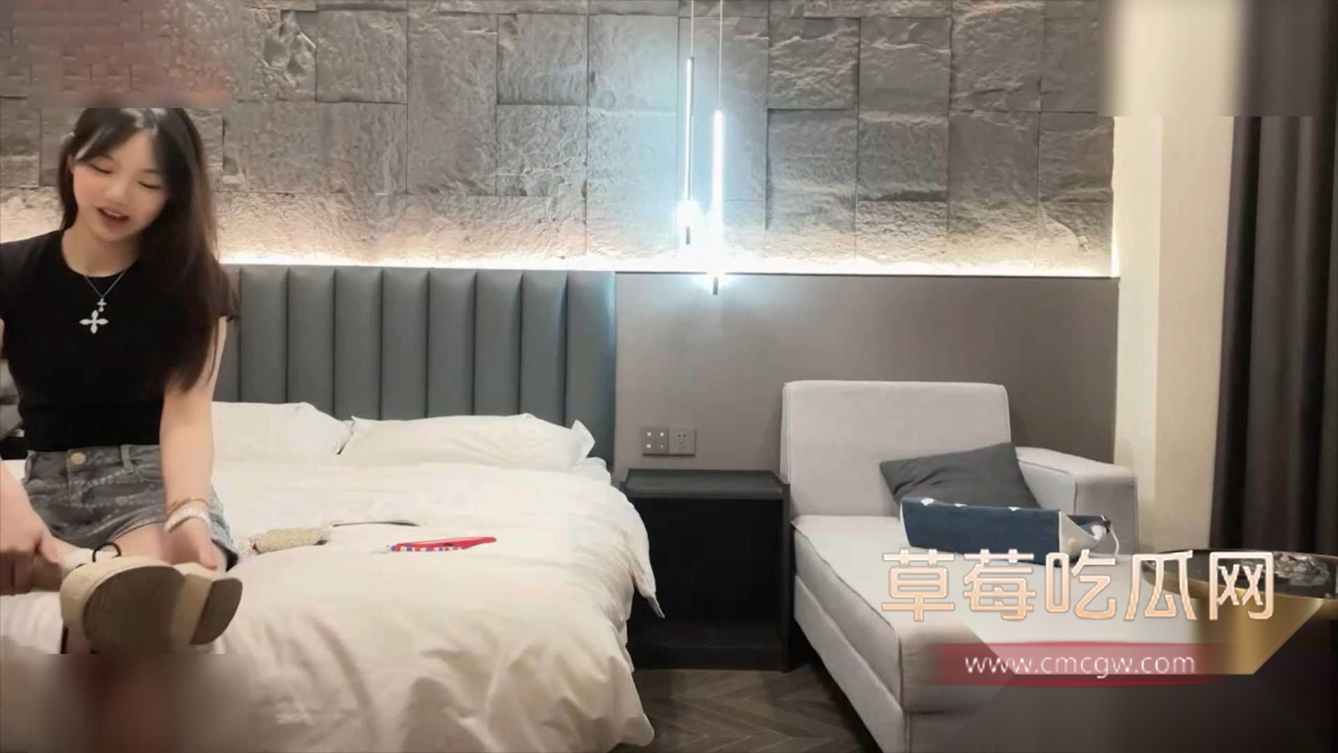 洪七杏吧探花清纯美女 2 洪七杏吧探花清纯美女 2