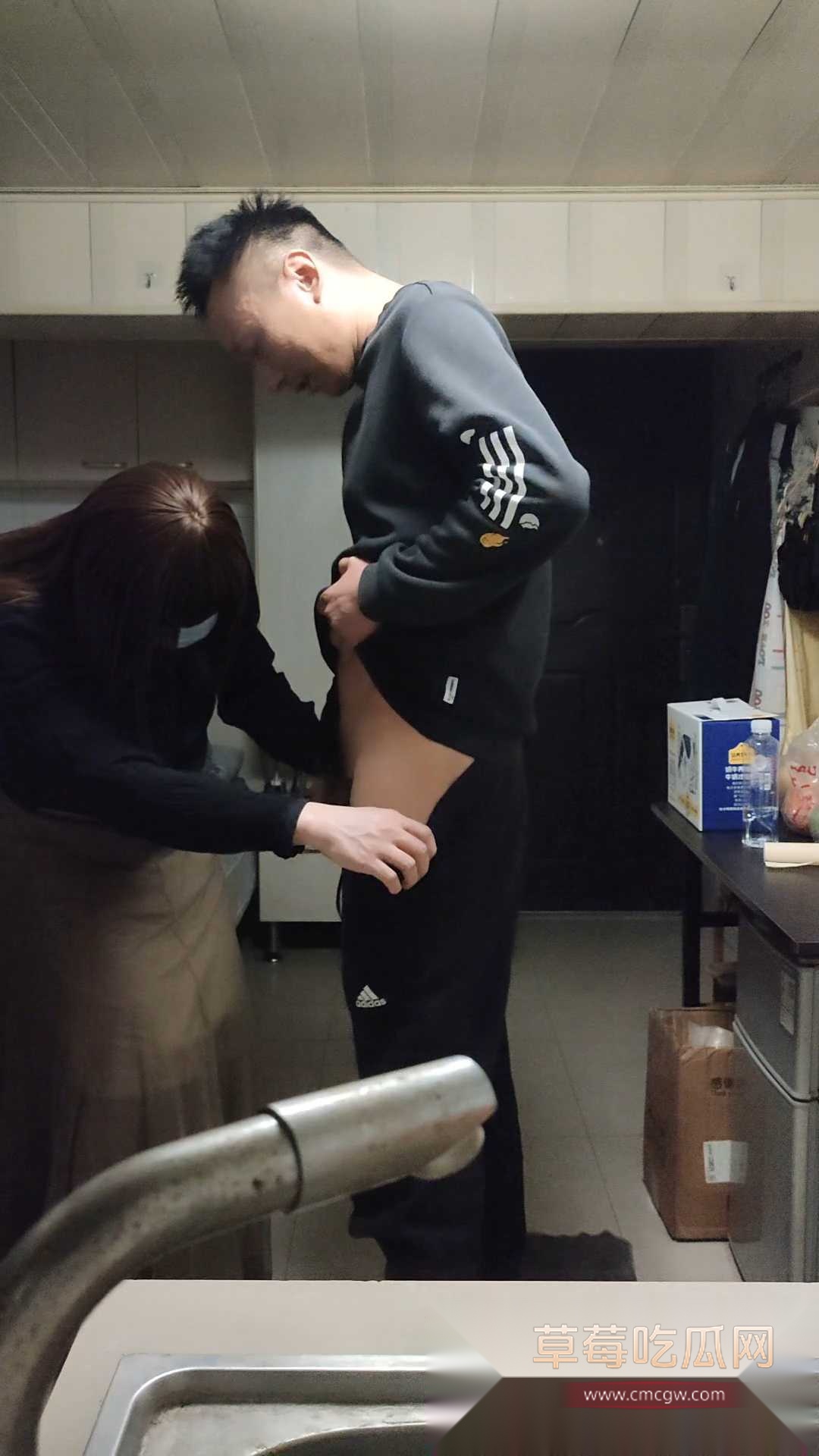 网友吃瓜红姐事件牛奶哥之是自己姐夫 2