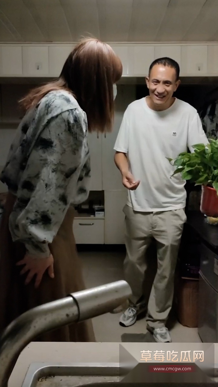 头条竖.00004908.Still031 头条竖.00004908.Still031