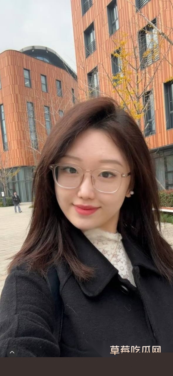 李欣莳 2 李欣莳 2