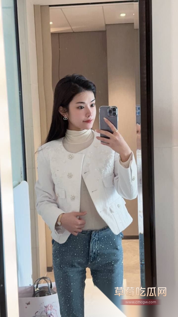 极品高颜苗条身材女神黄丽娜 2