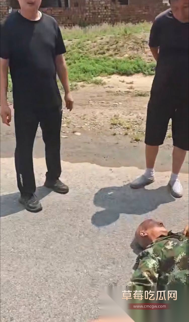 内蒙包头大爷碰瓷全过程 6 内蒙包头大爷碰瓷全过程 6