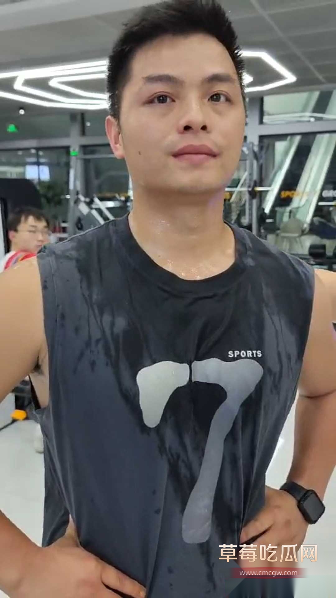 健身教练 勾引别人老婆 3 健身教练 勾引别人老婆 3