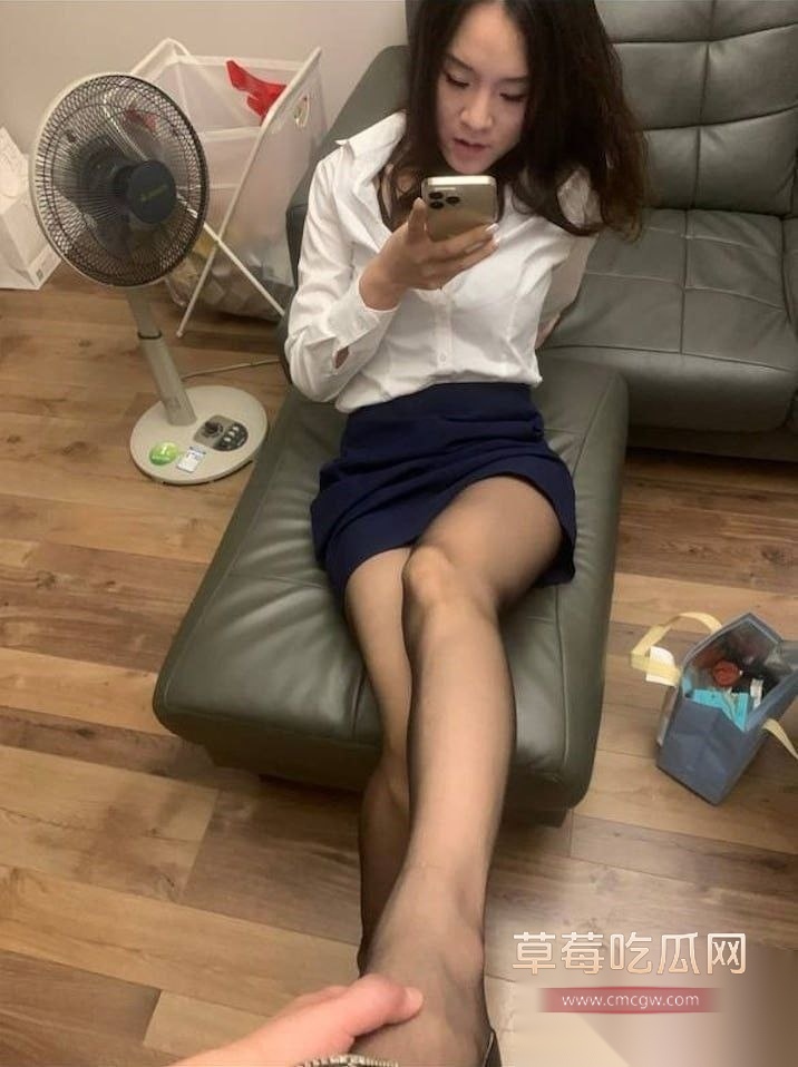 极品反差婊健身美女教练 4 极品反差婊健身美女教练 4