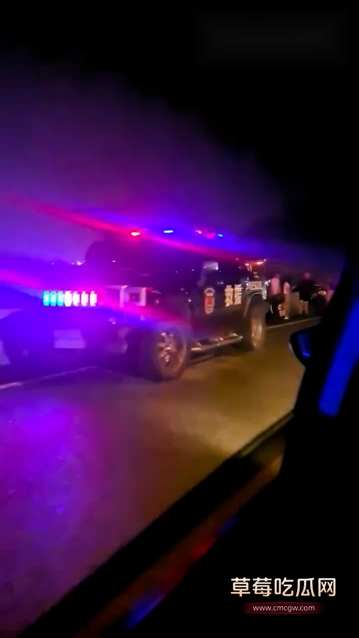 头条竖.00002418.Still017