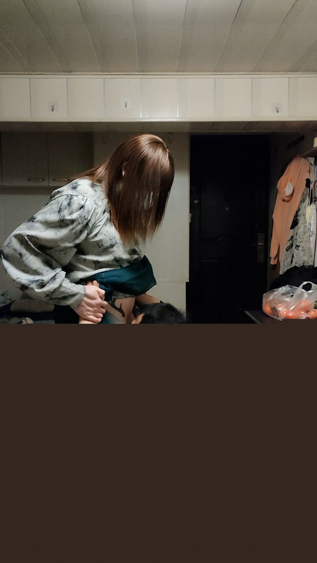 南京红姐事件 猥琐屌丝一进门就一脸淫笑2 南京红姐事件 猥琐屌丝一进门就一脸淫笑2