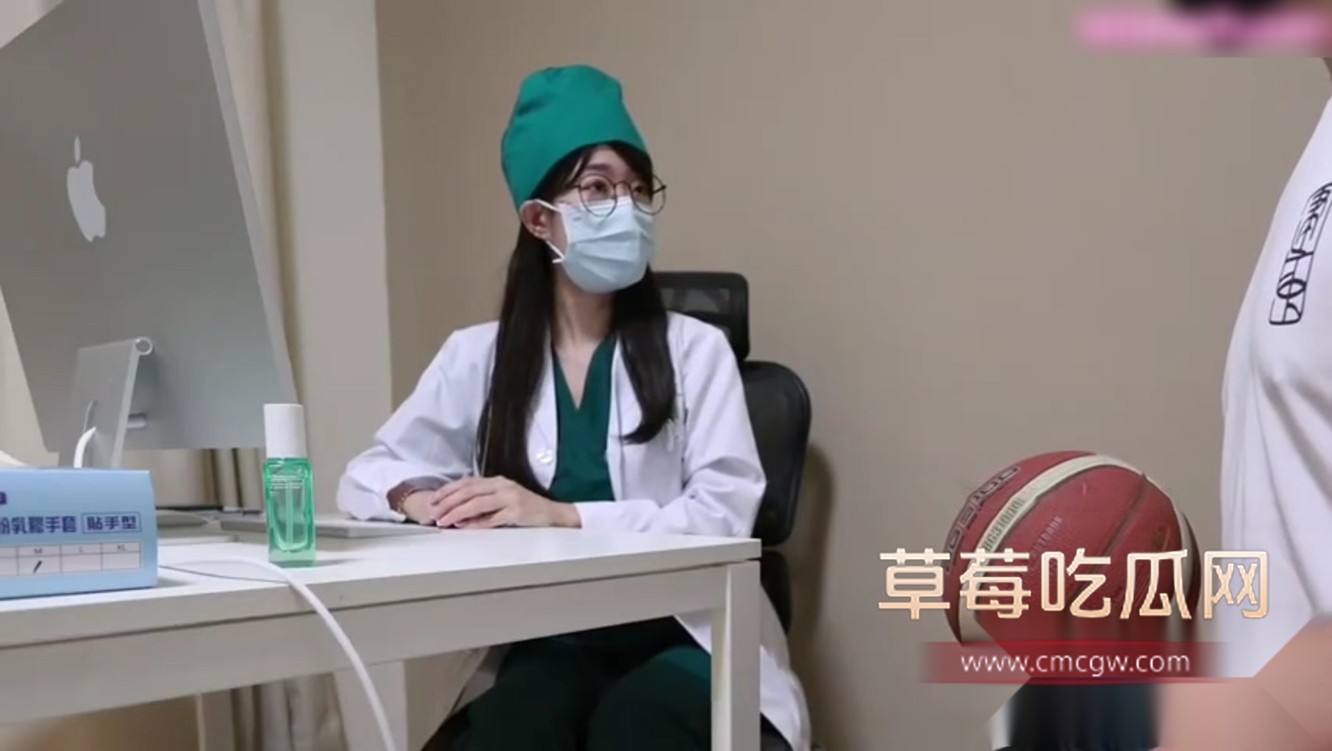 23万粉极品臀后Ellie 2