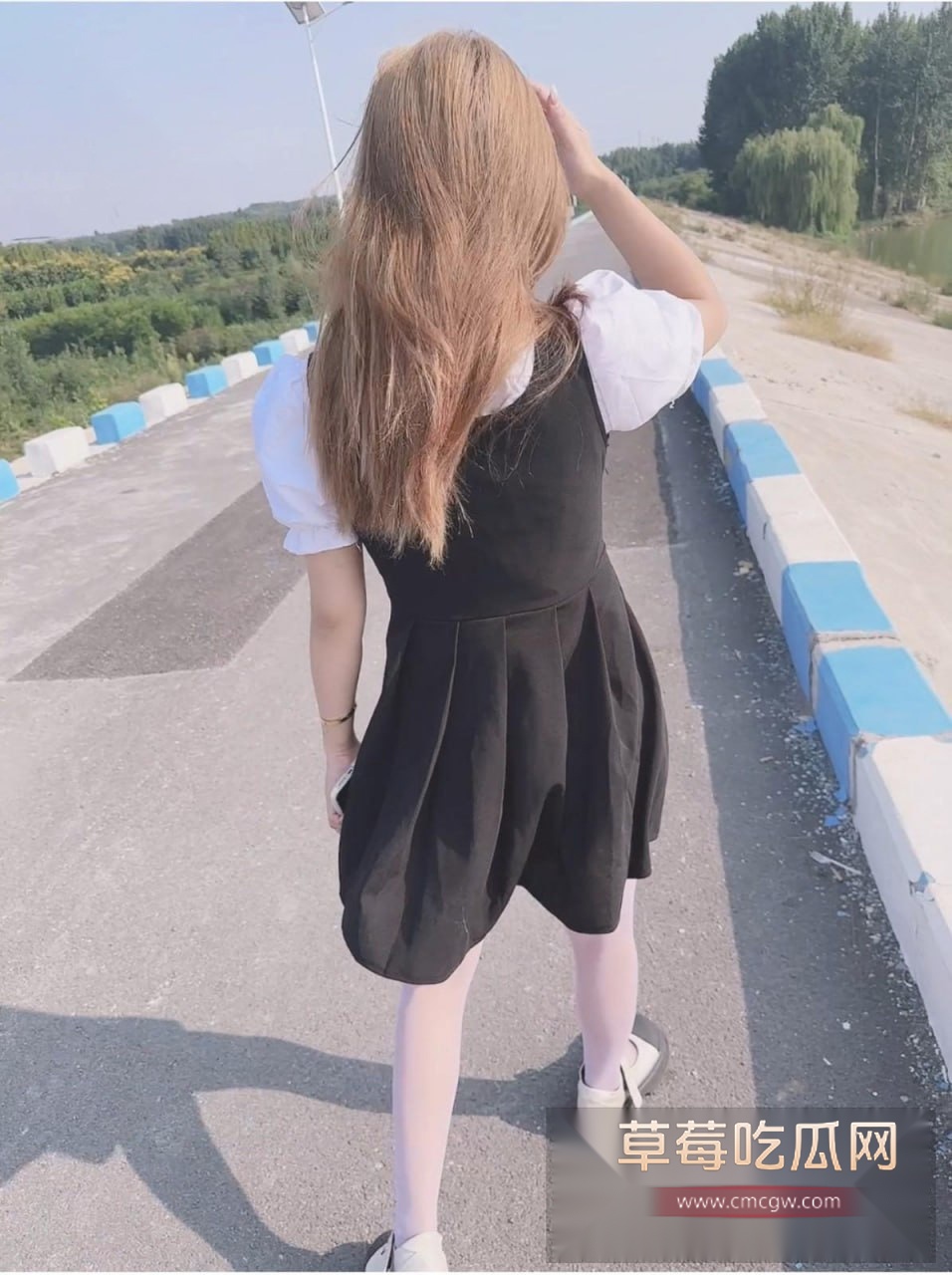 乱伦精选户外野战妹妹 6