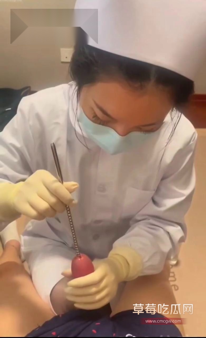 美女护士猎奇虐鸡玩弄4