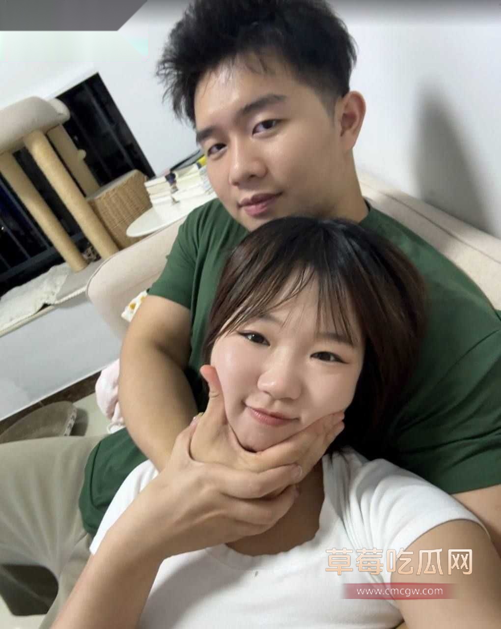 杨帆与我未婚妻魏嘉欣(袋鼠)24.jpg