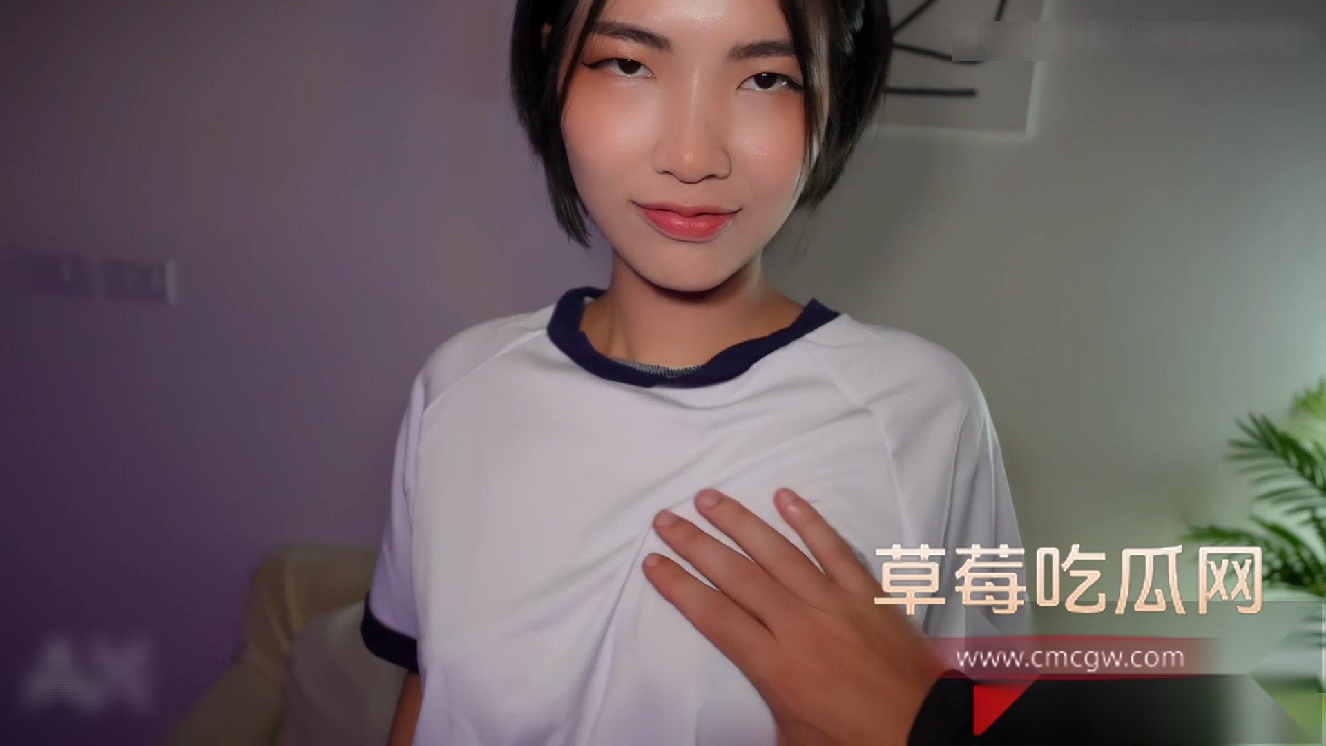 短发极品身材亚裔妹 3