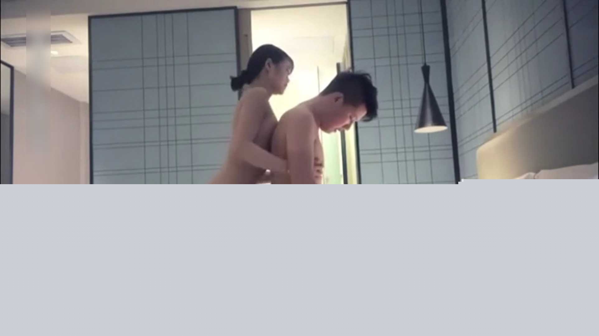 双飞探花约了两个白嫩长腿妹子玩双飞 5