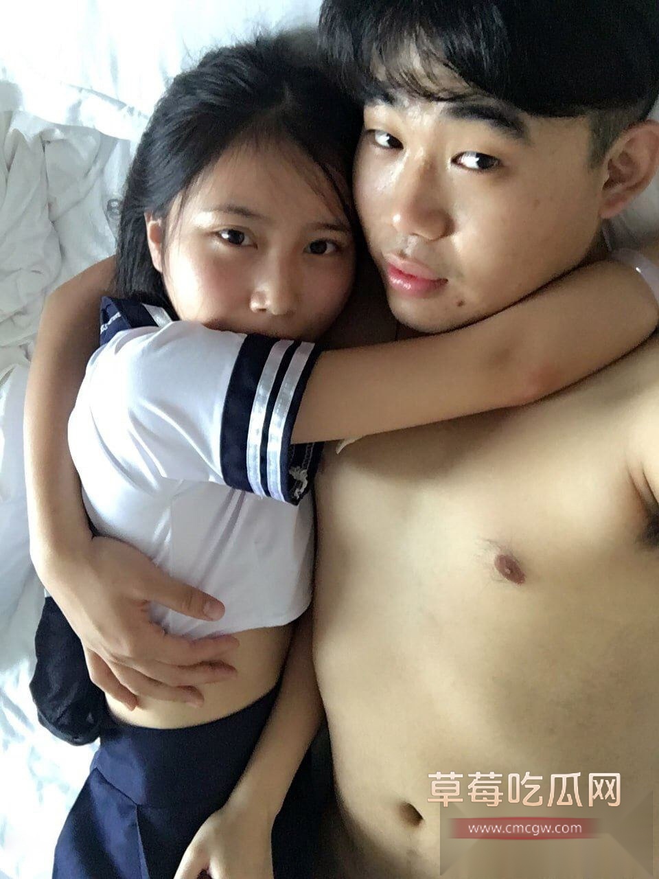 良家反差骚妹性爱视频遭渣男曝光 4