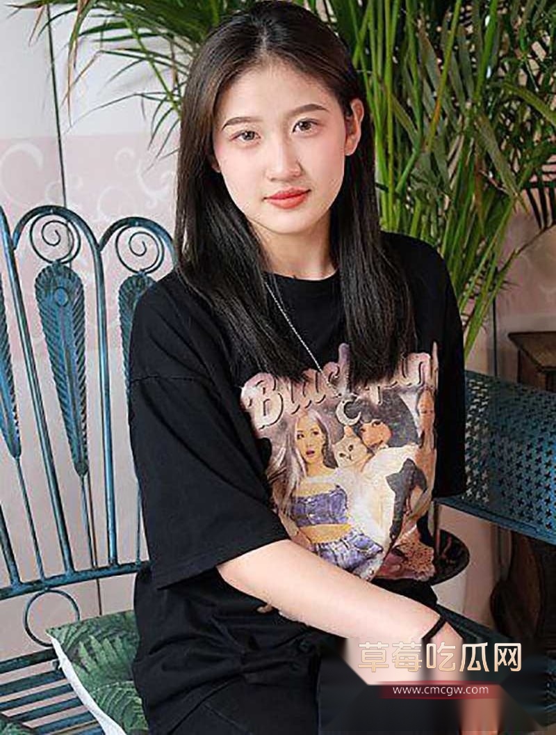 高颜苗条身材裸模彤彤最新作品 2