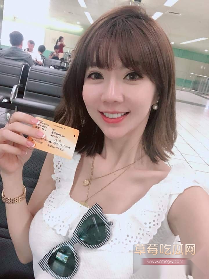 高颜值人妻Qbee张比比出轨情人视频曝光2