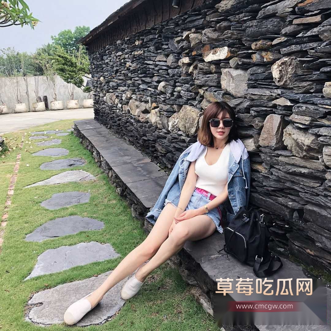 高颜值人妻Qbee张比比出轨情人视频曝光24