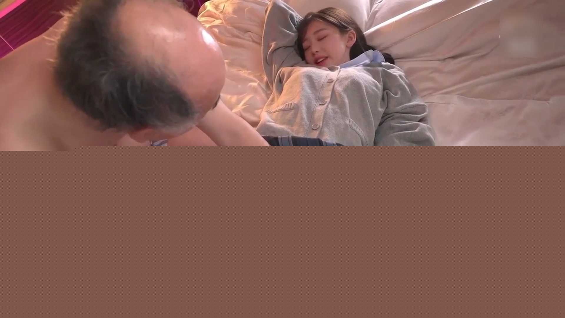 AI明星换脸张元英地中海的大爷 4