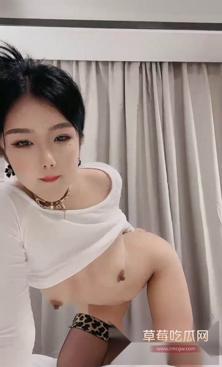 高颜值主播汝汝汝与闺密酒店直播 4