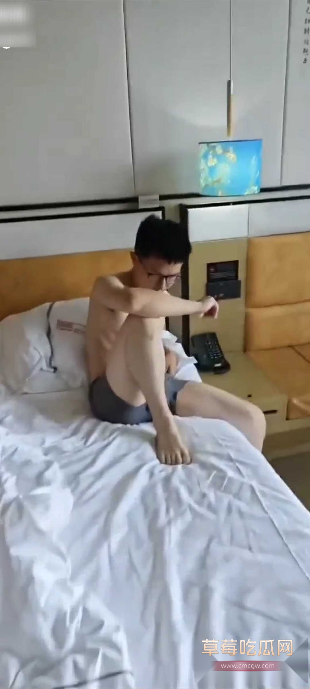 现场摇摩托佬捉奸 3